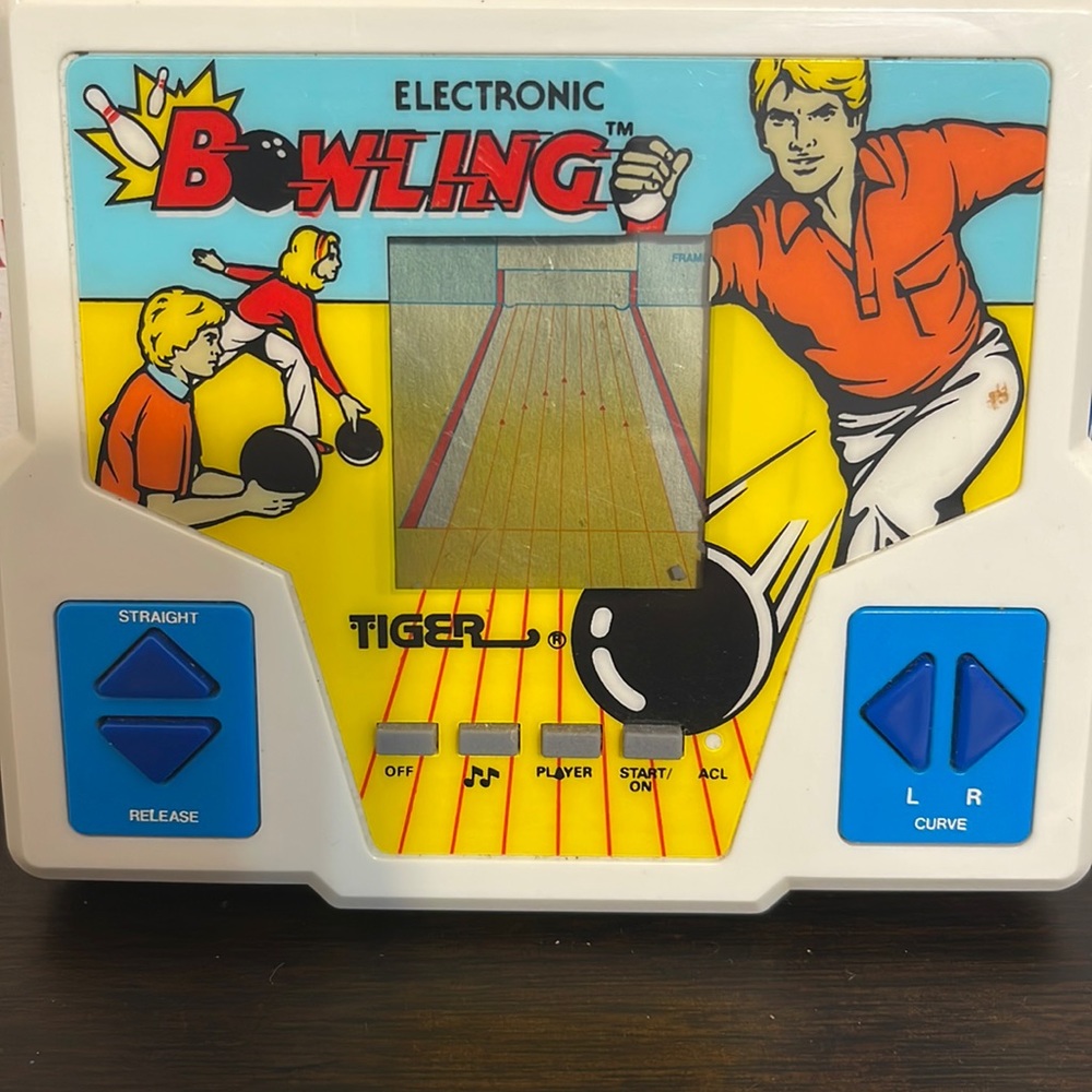 Vintage Electronic Bowling game (1987)